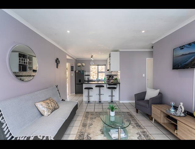 2 BEDROOM APARTMENT SOLD IN TYGER WATERFRONT